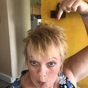 Meet your Posher, Valene